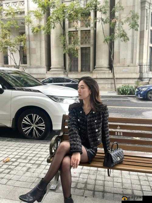 九浅一深左三右三如何搭配女主播颜值很高吗回复引关注