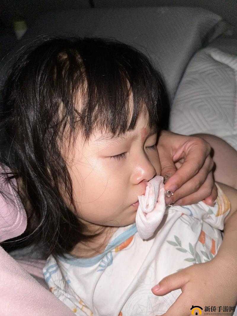 被抱起来撞到哭是什么体验:详细感受分享