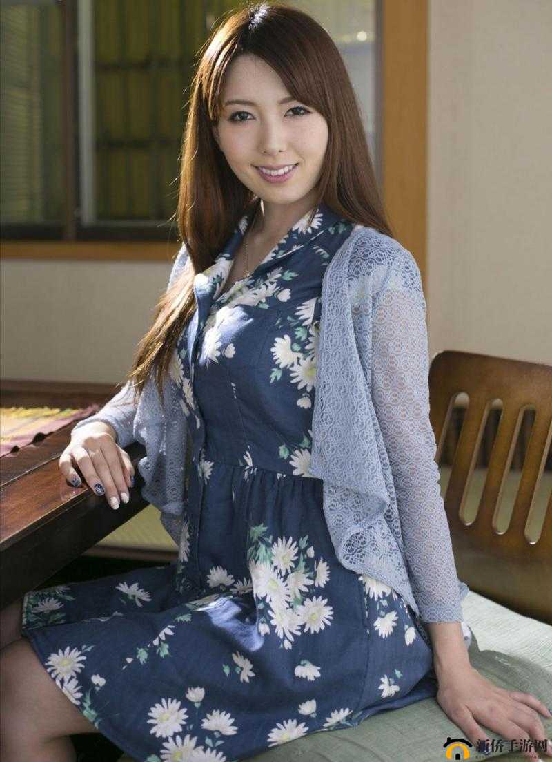日本荡妇 BBWXXX:沣满孰女的唀惑