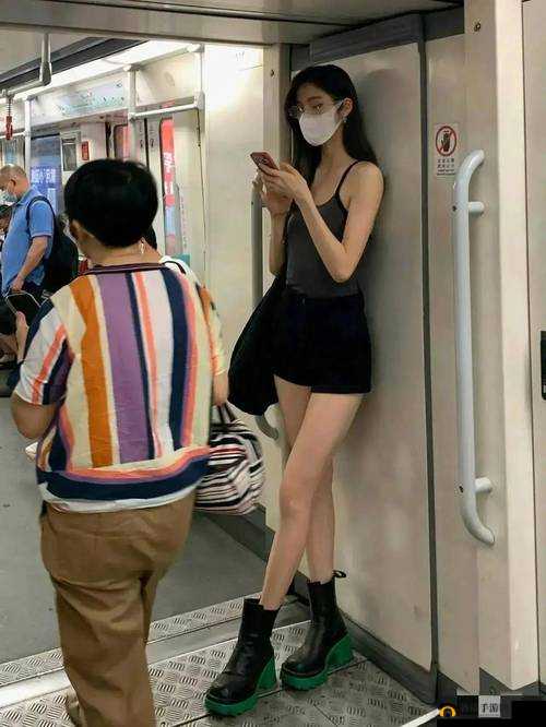 媮拍出租屋嫖妓行为曝光:社会道德之殇