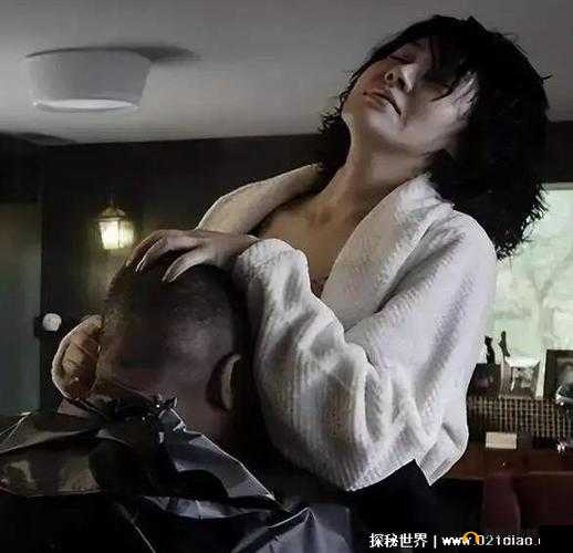 在线成年人影片:激情演绎精彩瞬间