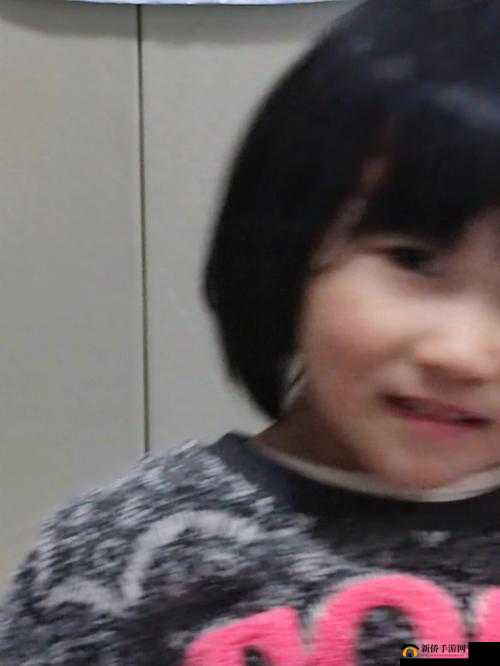 湖南披风少年爱老妈：他以独特方式表达对老妈的深深爱意