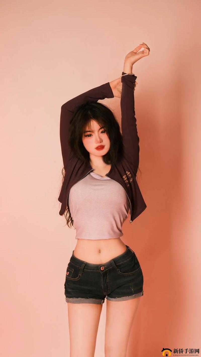 艳妇臀荡乳欲伦交换在线播放：极致感官刺激盛宴