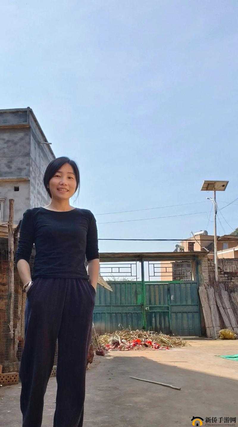 兰姨捂着嘴生怕发出声音吵:她到底在害怕什么呢
