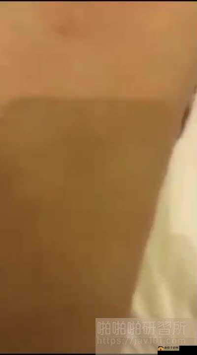 成年人之美:草莓视频成年人版,激情无限等你来探索
