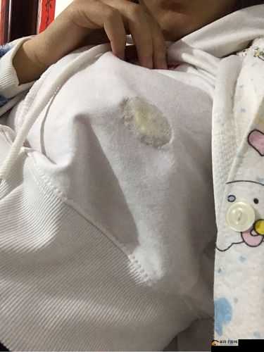 厨房里两只奶头被吸肿了令人尴尬的奇妙经历