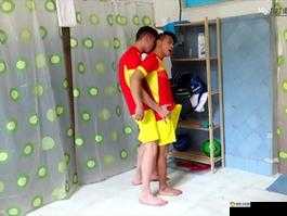 国产 Gay 又粗又大风男系列:亚洲男同肉搏大战