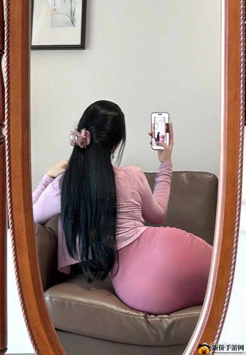 :穿丝袜的白浆:探寻欲望与情感的交织之路