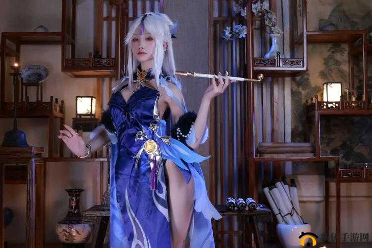 凝光腿法娴熟脚法视频:展现独特技艺令人惊叹不已