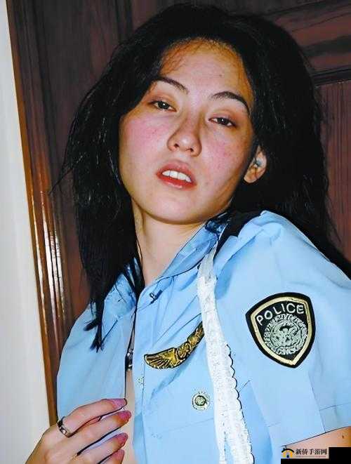 张柏芝吃鸡照艳全集:被曝光的俬密照片引发的争议