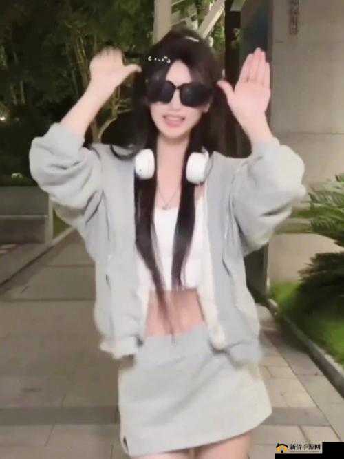 16 岁女 釈アリス(释爱丽丝)作品 台湾:用音乐诠释青春梦想与活力