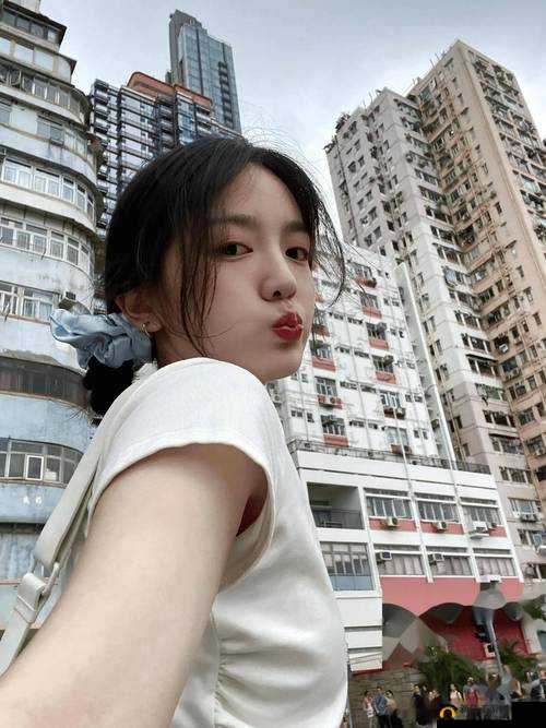 我是学校最贱的女生,为何大家都不喜欢我?