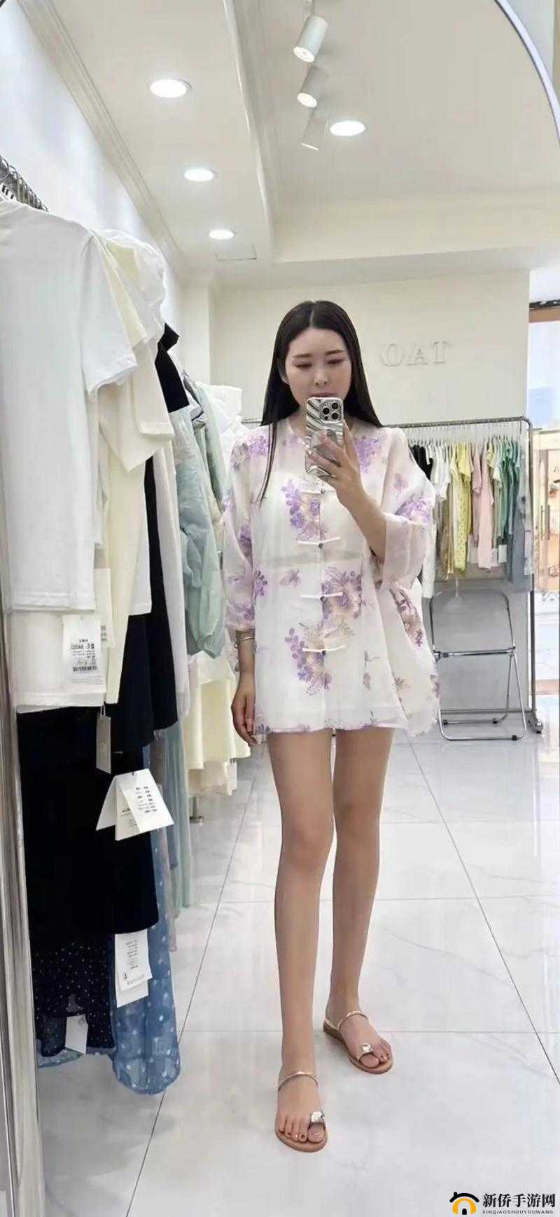 四川少妇推搡BBBB引关注，背后原因究竟是什么？众人热议待揭秘