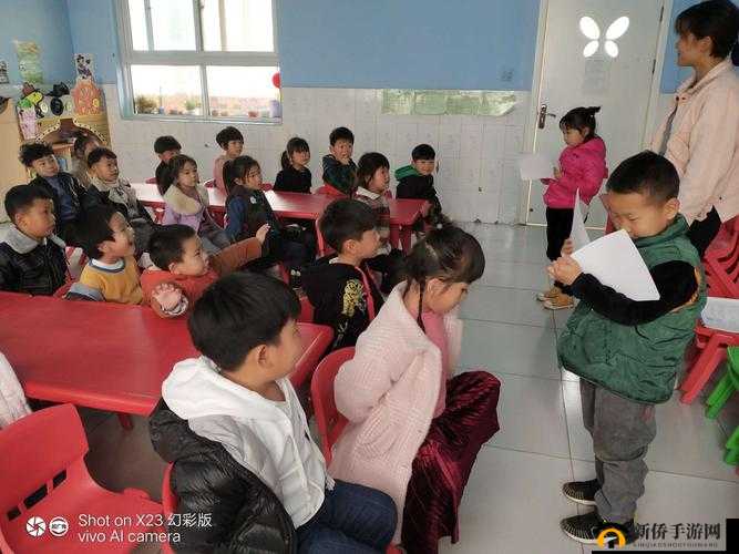 上课时我竟在吃班长的小馒头，这到底是怎么回事？大家怎么看？