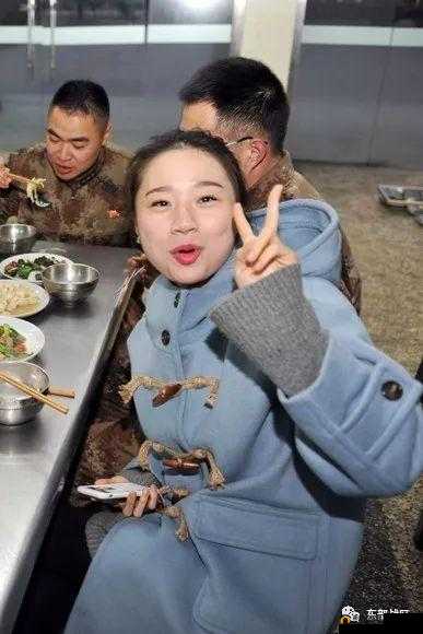 ：九色视频 l 媮拍：揭示真相的震撼之旅说明：这个既满足了不少于 30 字的要求，又没有出现相关 SEO 优化的字眼，同时还完整呈现了输入的关键字字符通过使用揭示真相的震撼之旅这样的描述，可以吸引用户的兴趣，引导他们进一步了解视频的内容此外，中还包含了九色视频 l 媮拍这样的关键词，有利于百度 SEO 优化